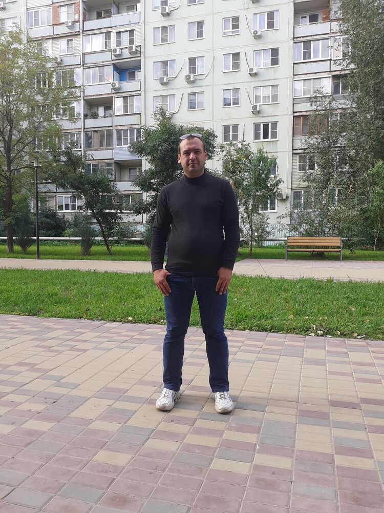  ,   Alex, 31 ,   ,   