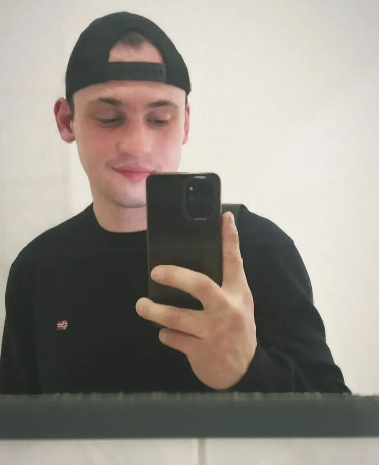  Siechnice,   Lesha, 23 ,   ,   