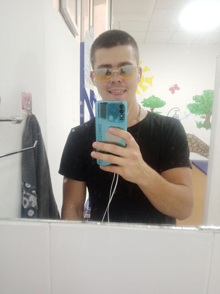  ,   Abror, 22 ,   ,   