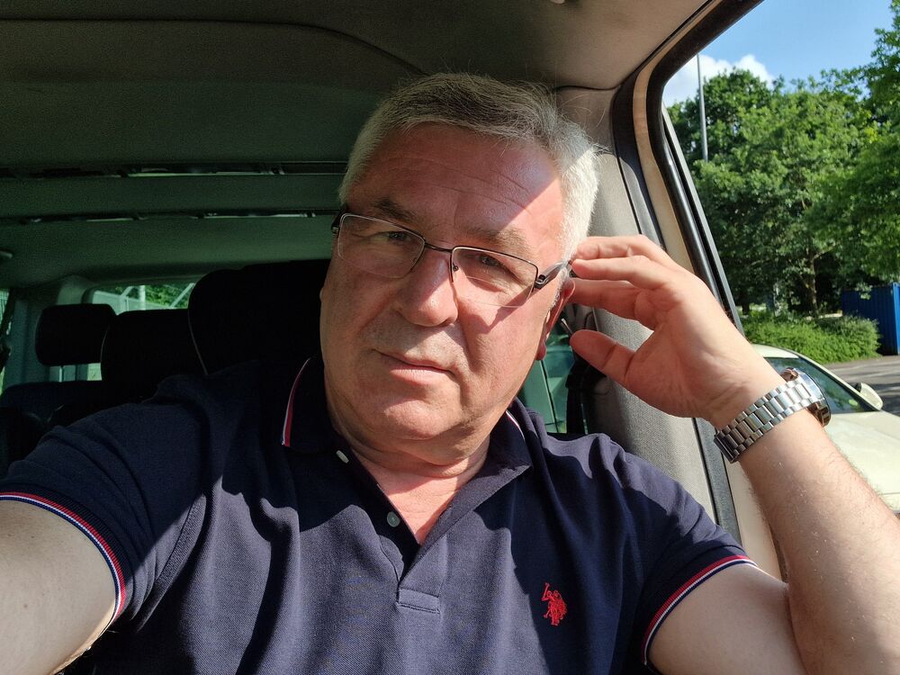  ,   Oleg, 62 ,   c 