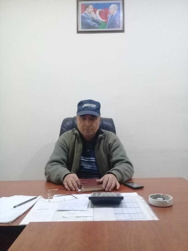  14496243  Parviz, 54 ,    