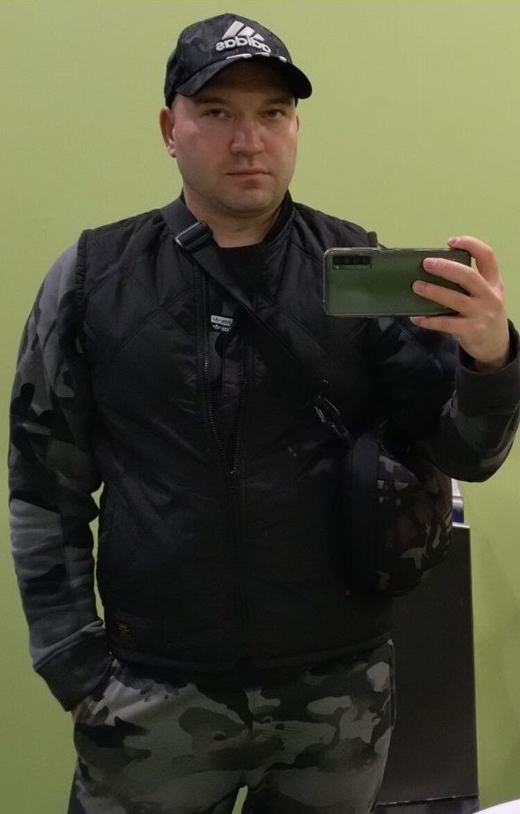  ,   Misha, 38 ,  