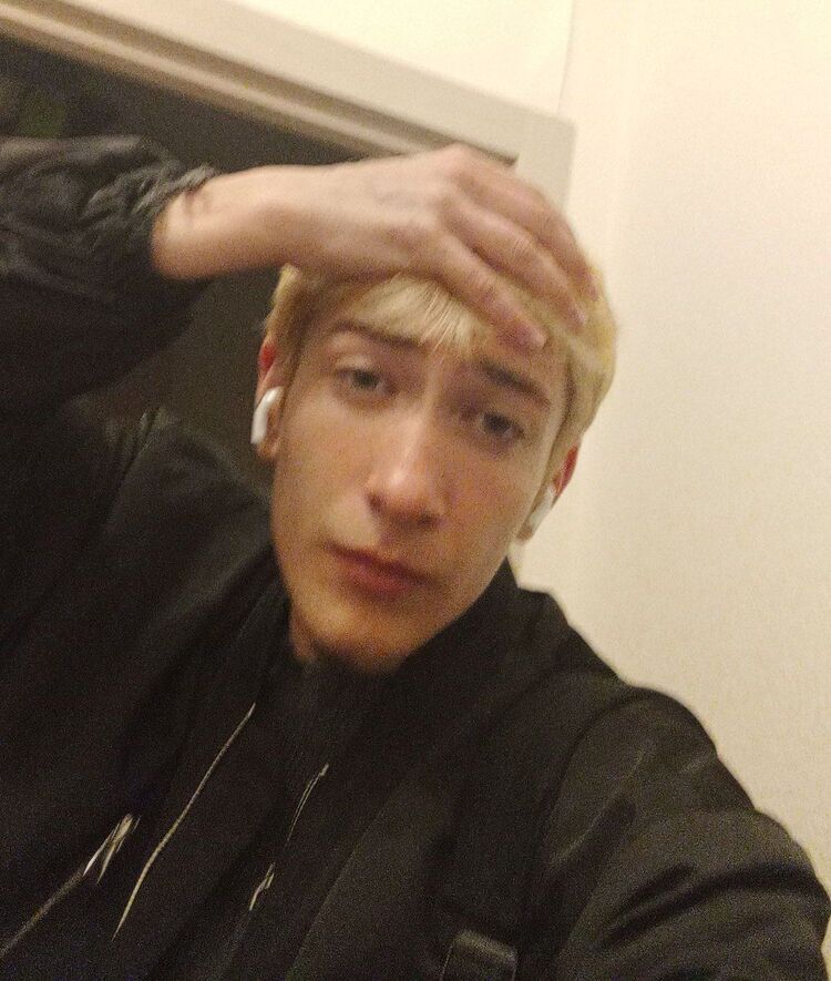  -,   , 19 ,   ,   