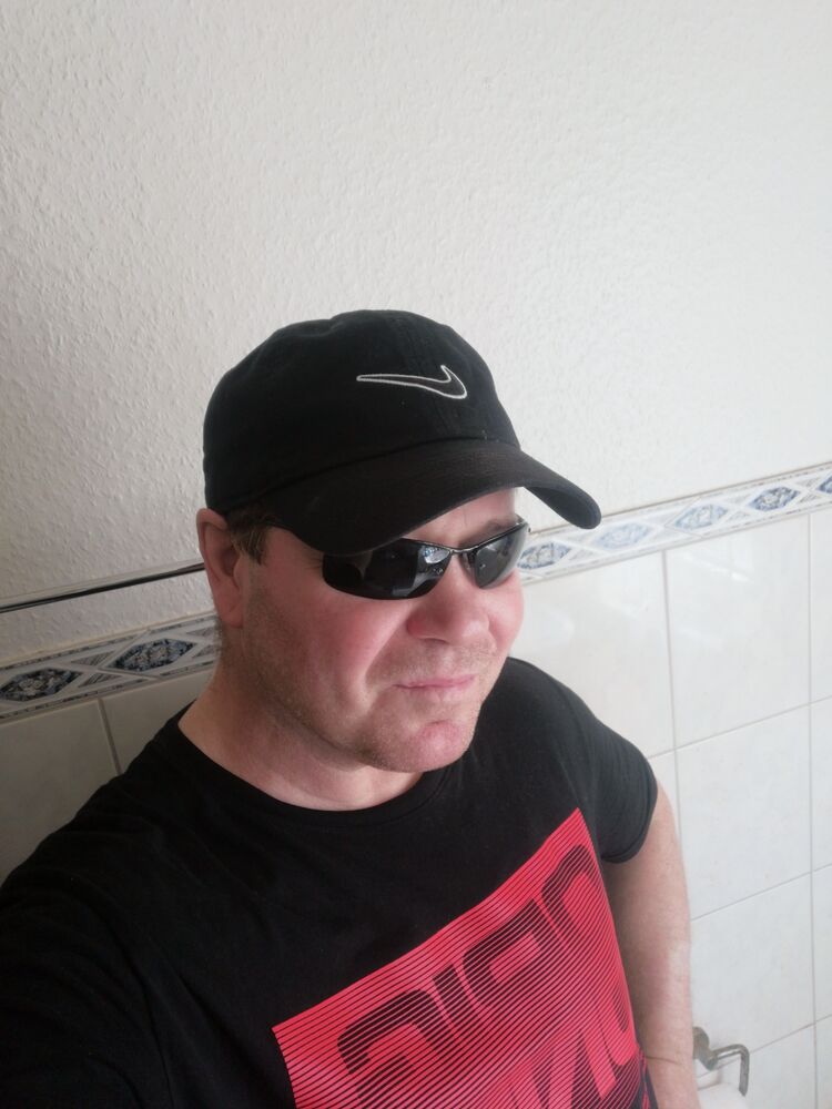  25155623  Nino, 57 ,    Essen
