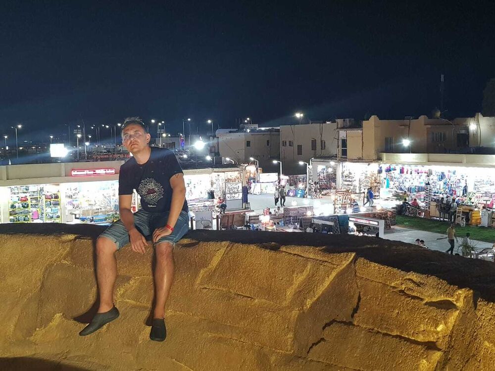 ,   Andrey, 37 ,   ,   , c 