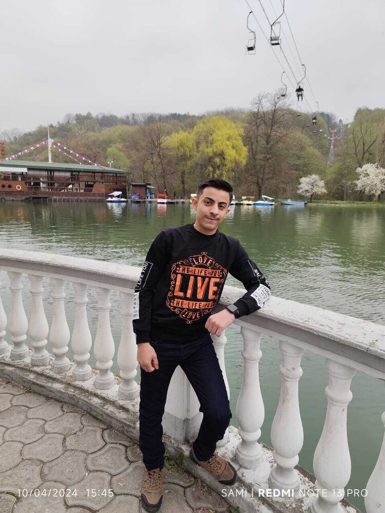  ,   Amer, 21 ,   ,   