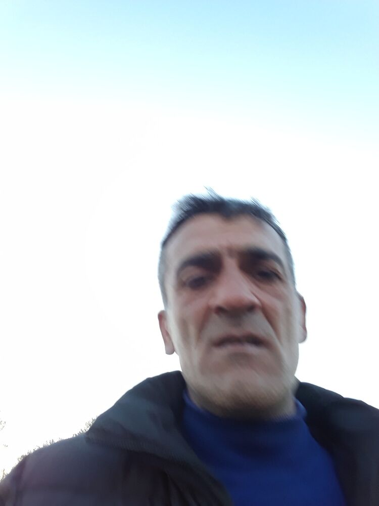  15513573  Dasqin, 40 ,    