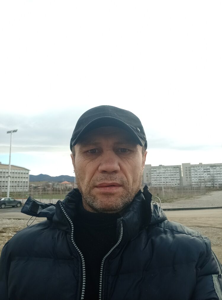 31765083  Anatoliy, 49 ,    
