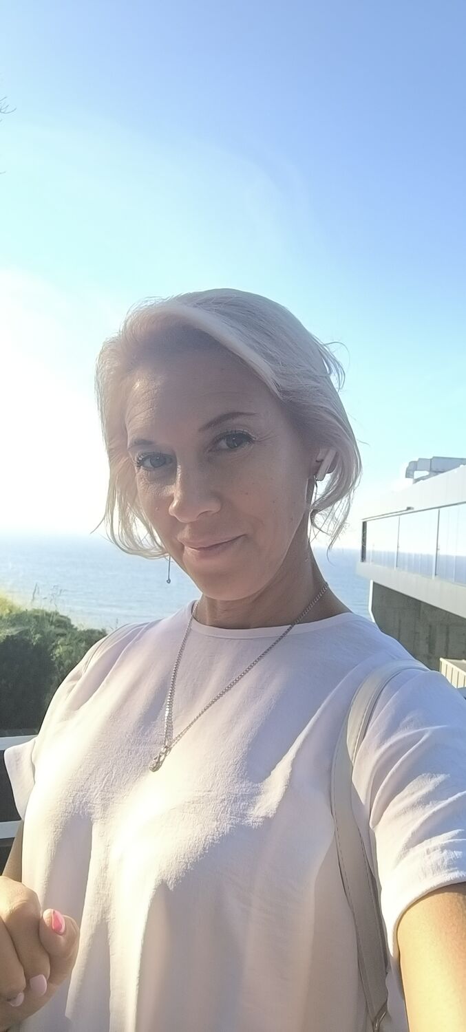  52663703  , 45 ,    -