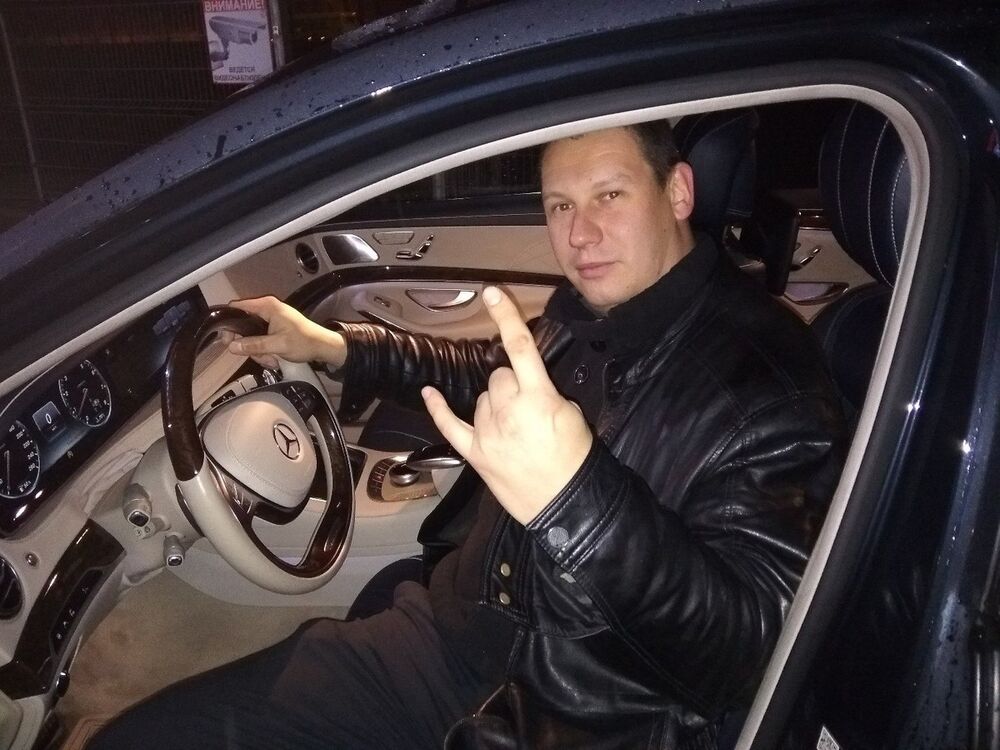  ,    West, 39 ,   ,   , c 