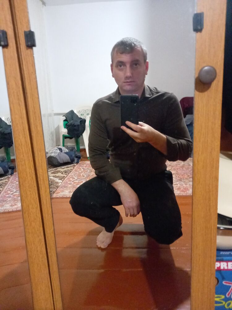  40820613  , 37 ,    