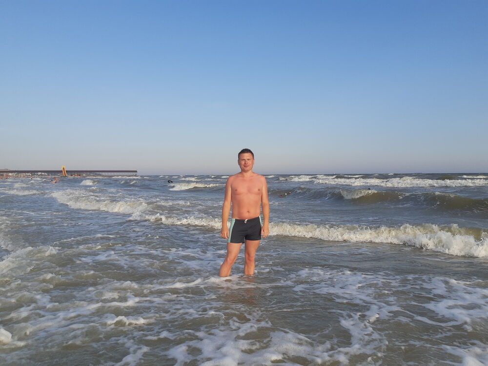  ,   Oleg, 35 ,     , c 