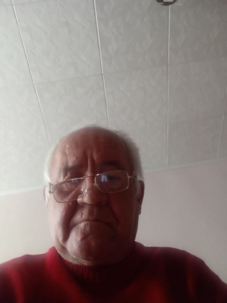  38323793  , 65 ,    