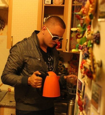  5145053  Victor, 37 ,    