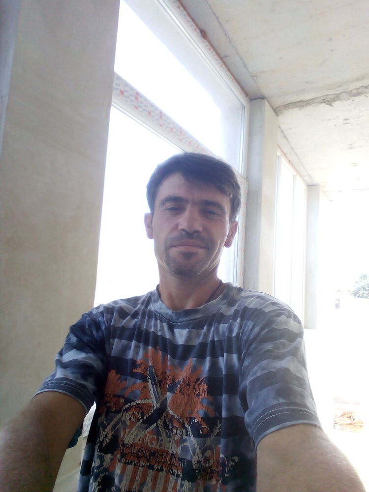 17192063  Ghenadie, 49 ,    