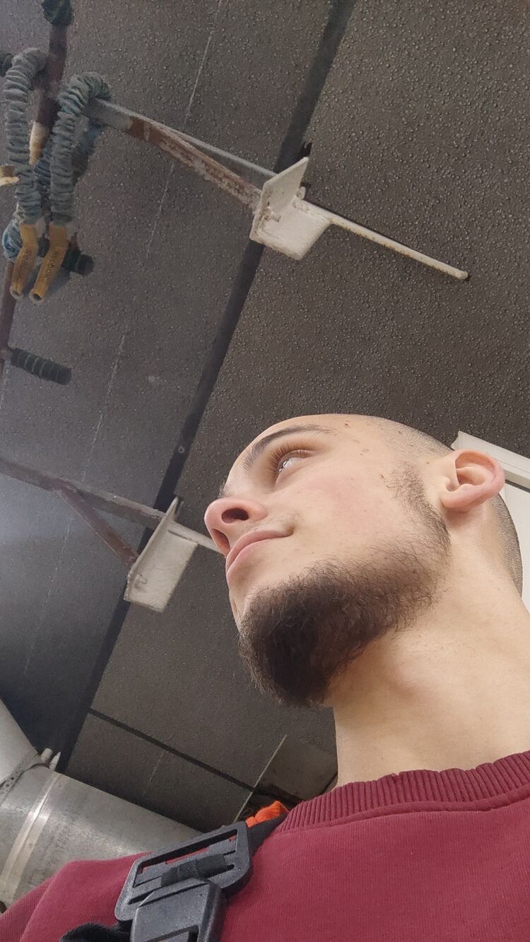  34323713  , 25 ,    