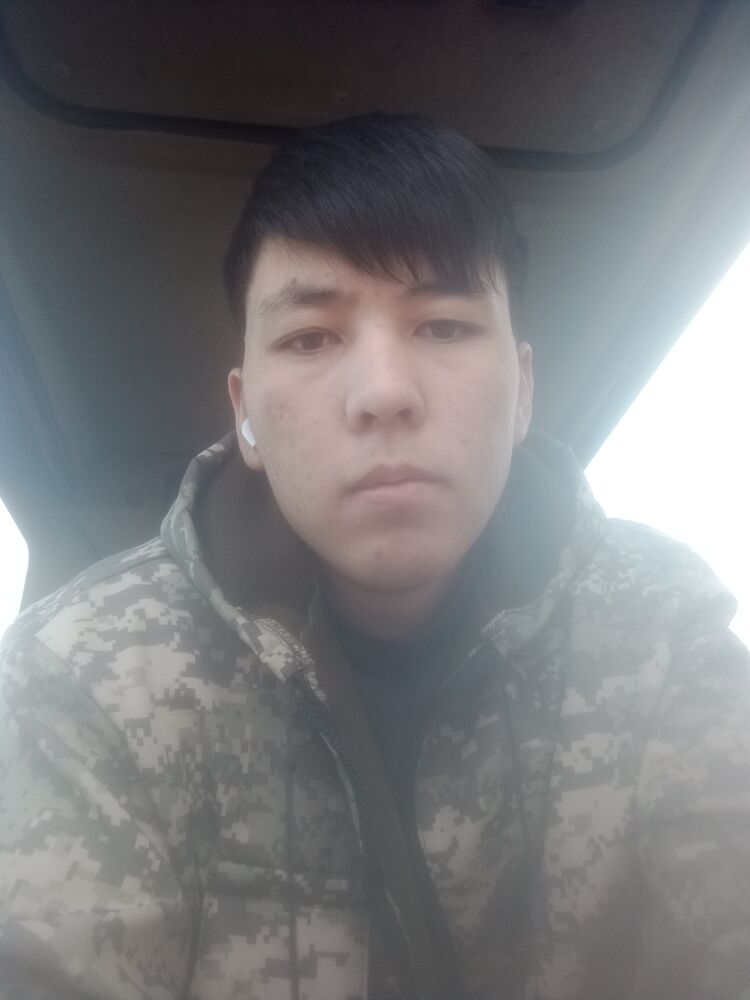  42369533  Umid, 26 ,    -