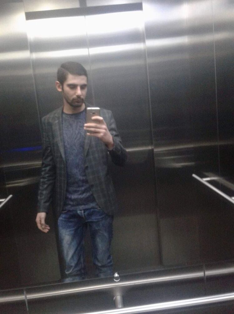  46653543  Konstantine, 29 ,    
