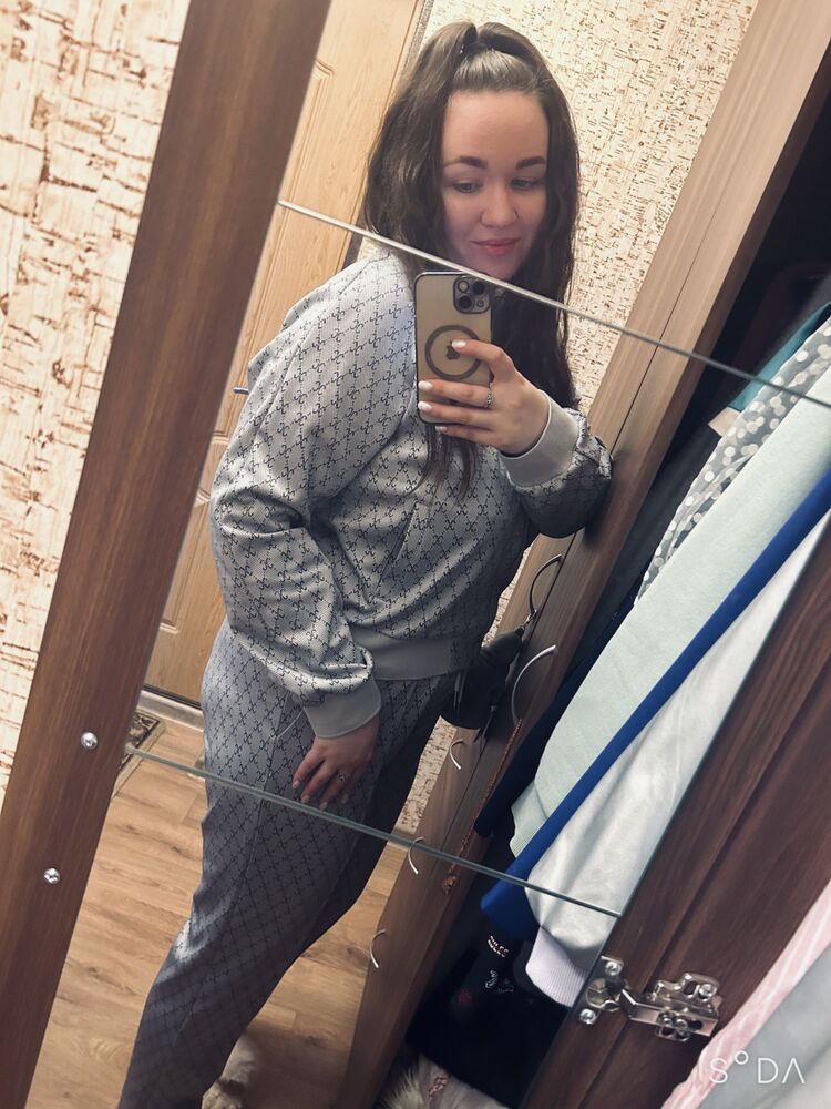  52891903  , 32 ,     