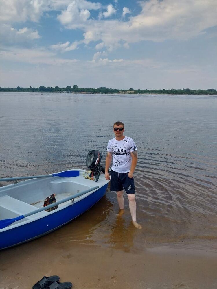  53030763  Sanek, 32 ,     