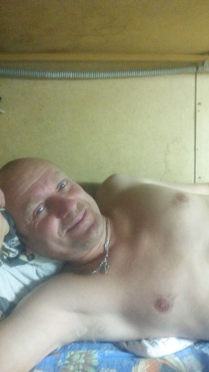  8324673  , 39 ,    
