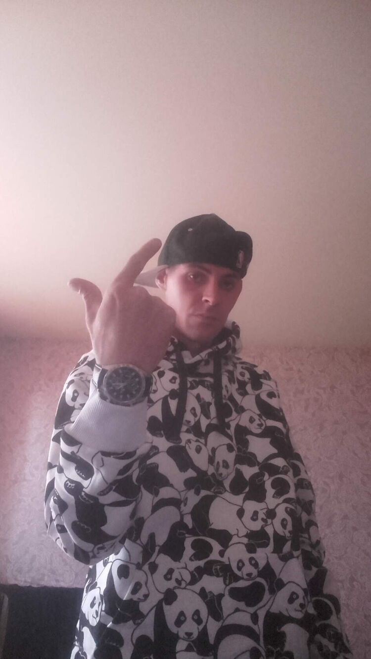  38434343  , 33 ,    