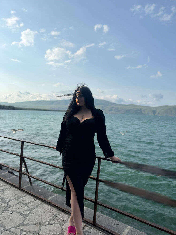  50704793  Liza, 25 ,    