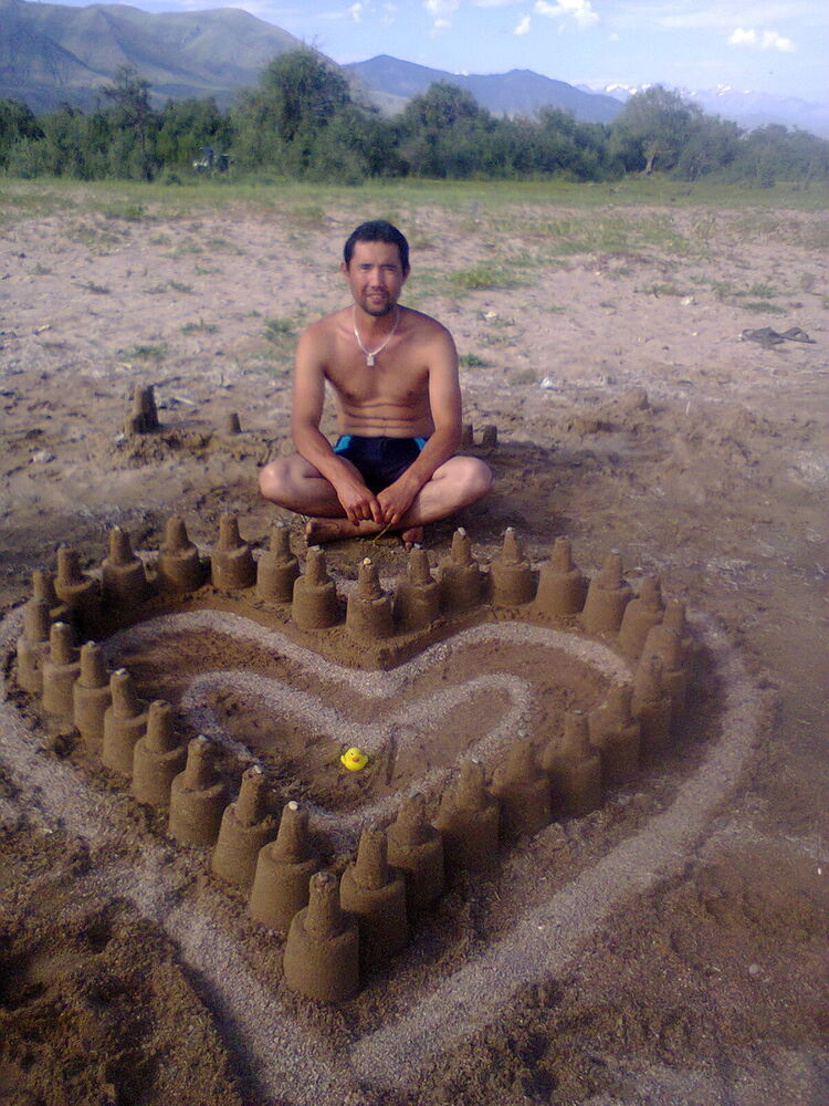  ,   Rysbek, 38 ,   ,   , c 