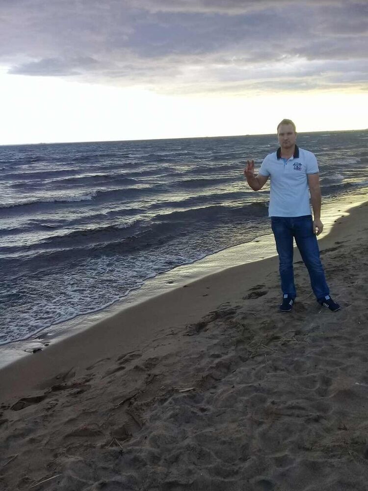  9977113  , 32 ,    -