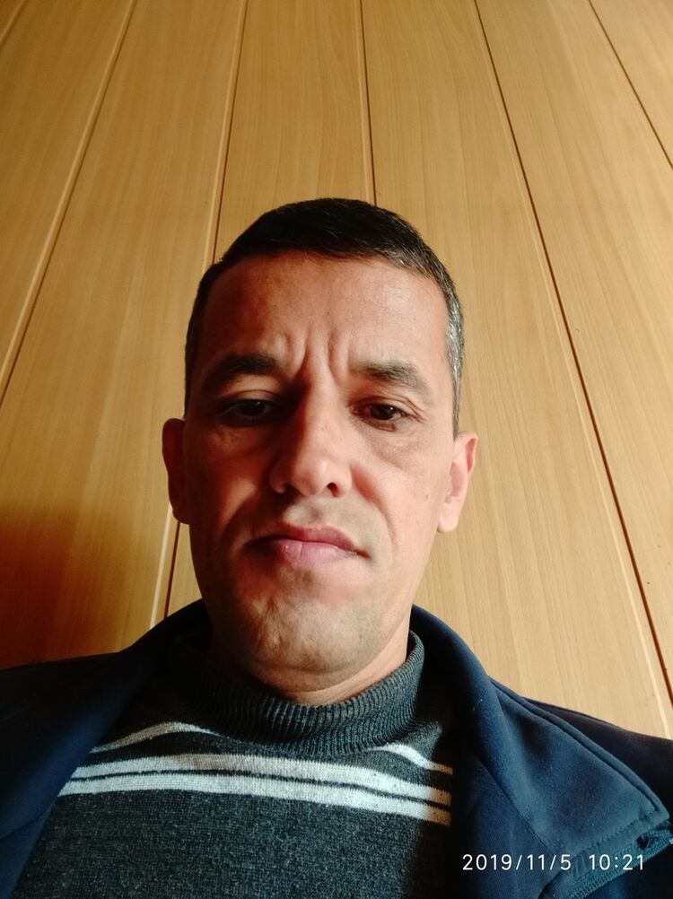  18023113  Yadgar, 49 ,    