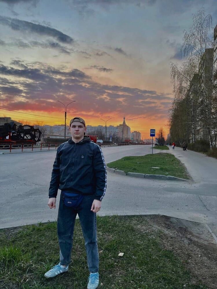  ,   Igor, 20 ,   ,   