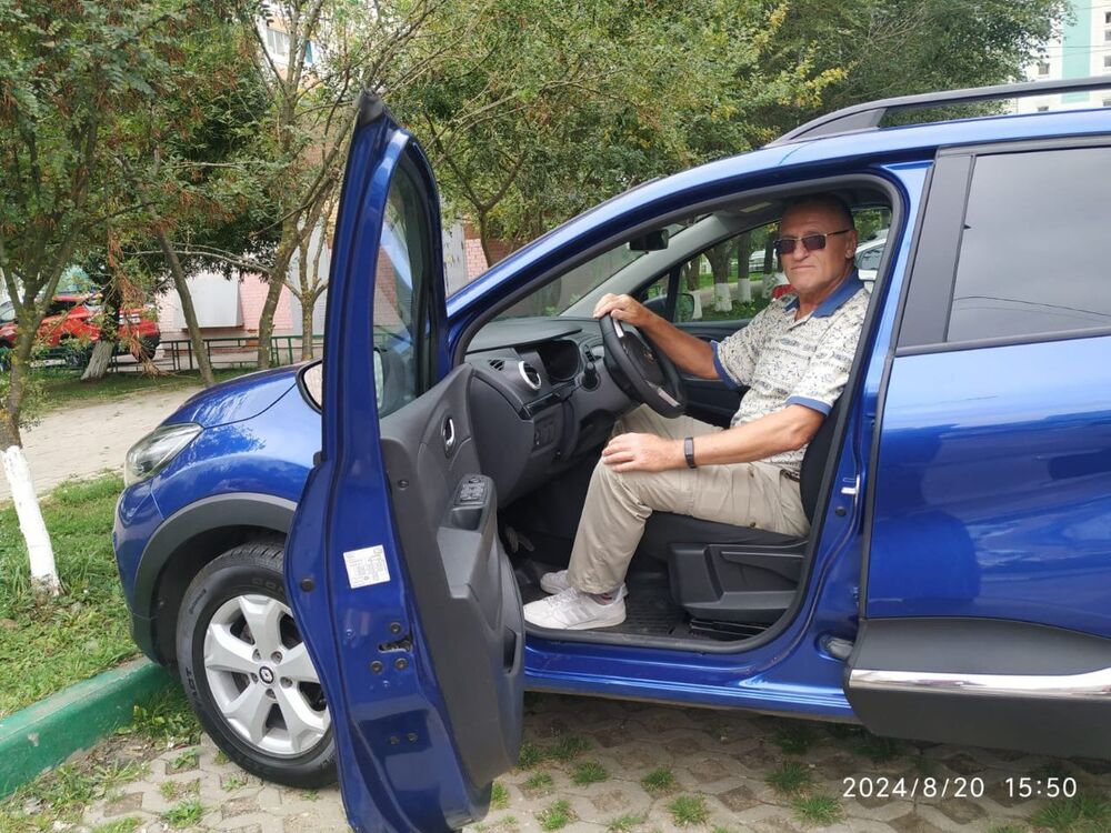  ,   Leon, 58 ,   ,   , c 