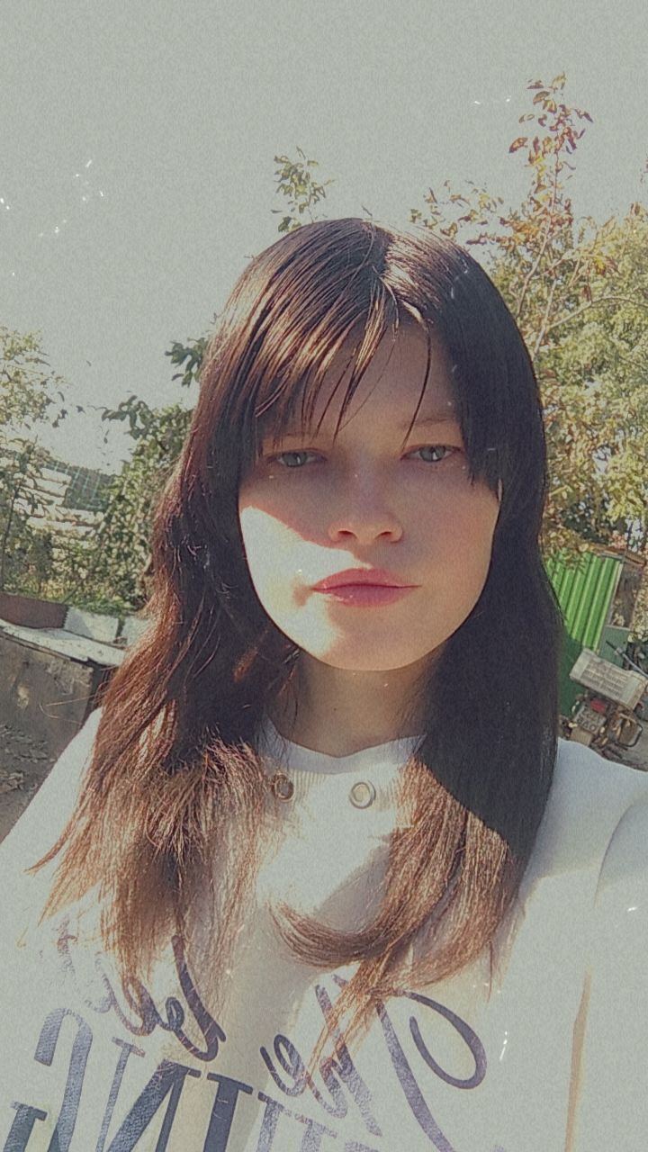  47201923  Nina kasyan, 19 ,    