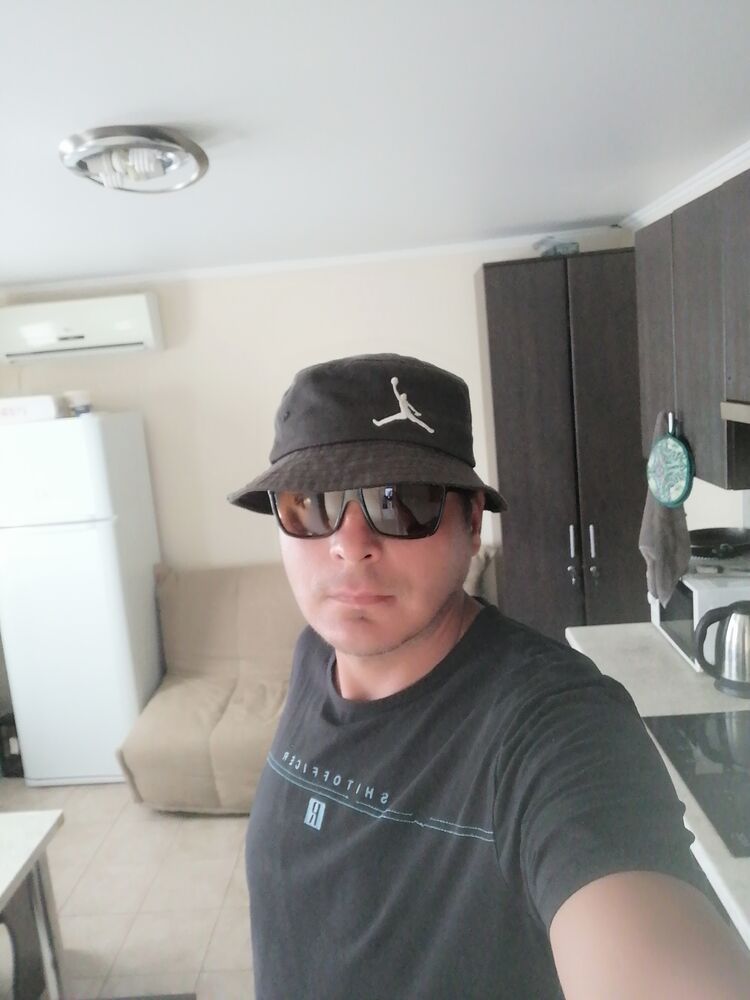  29399663  , 37 ,    