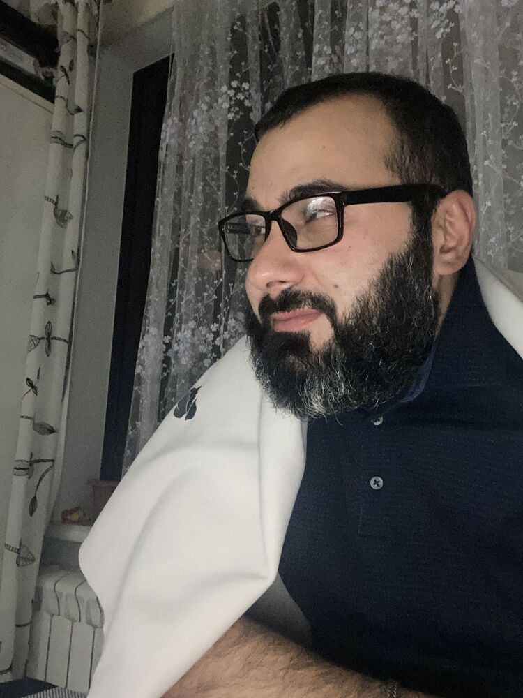  38899083  , 44 ,    