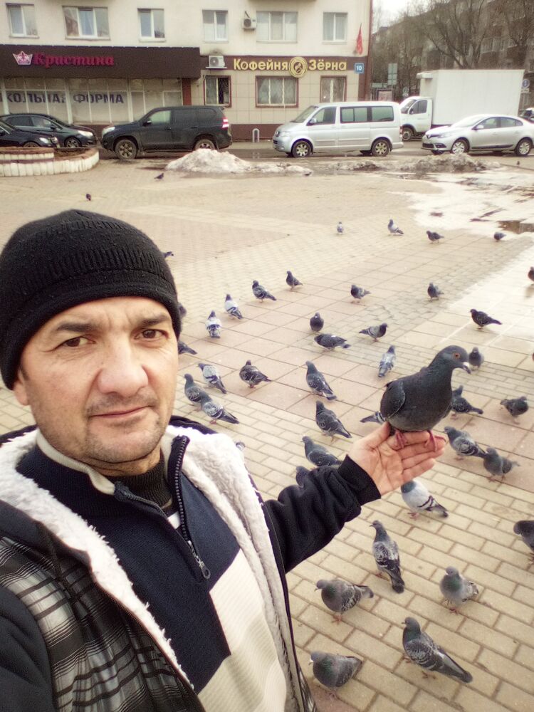  52282743  Ulugbek, 39 ,    