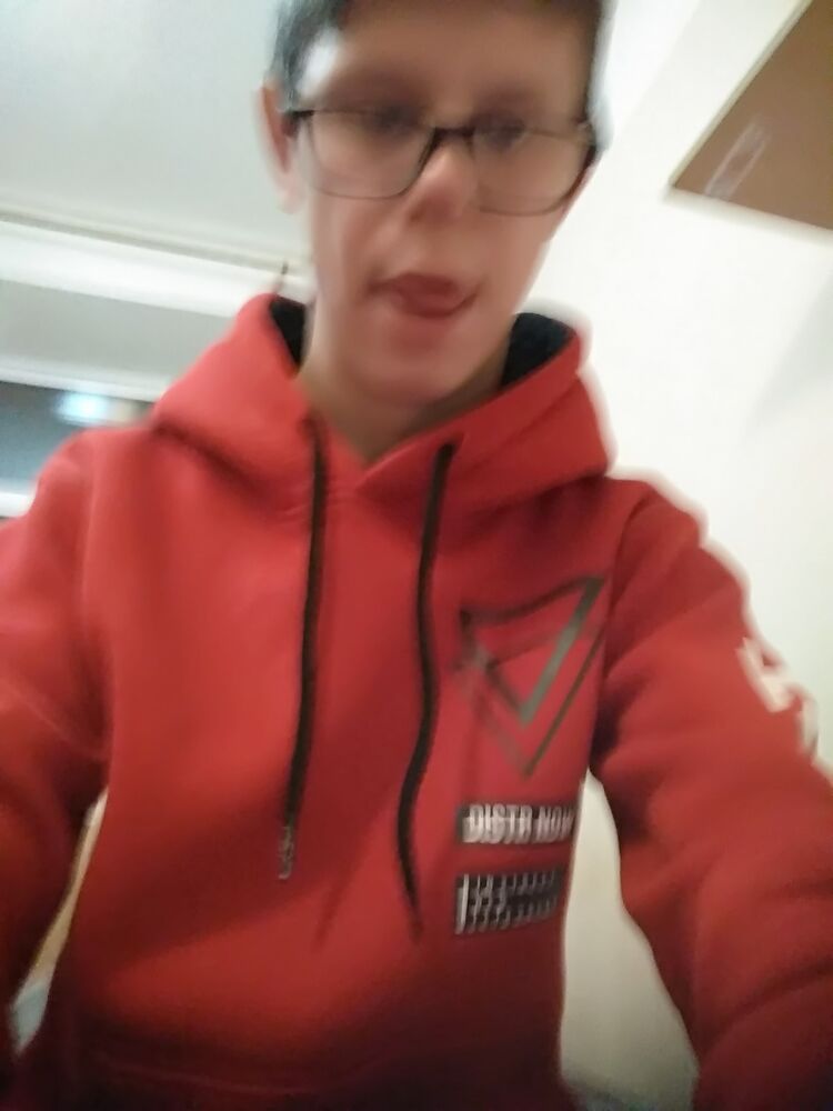  32058843  , 20 ,    