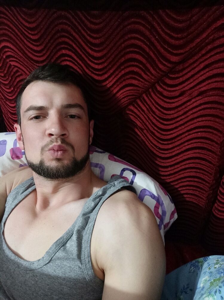  --,   Dima, 31 ,   ,   , c 
