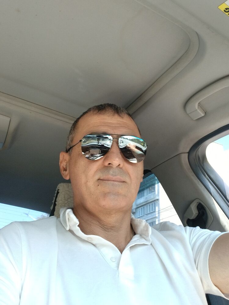  52879343  , 47 ,    