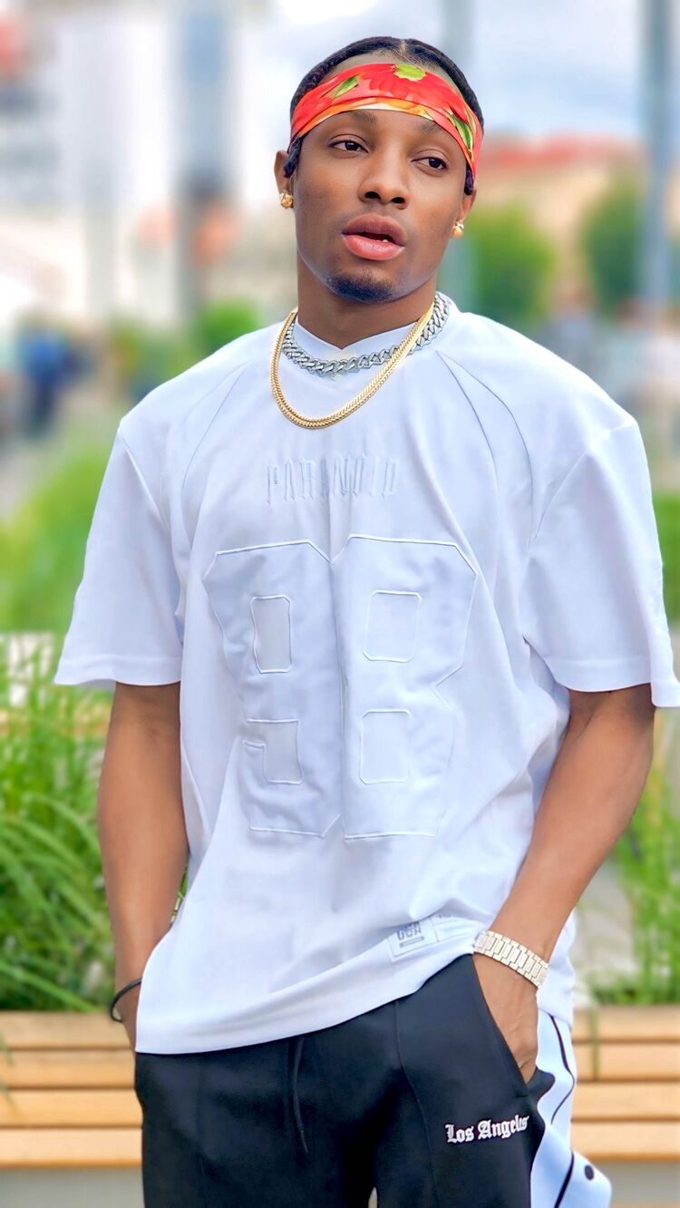  53822203  Legendary, 30 ,    