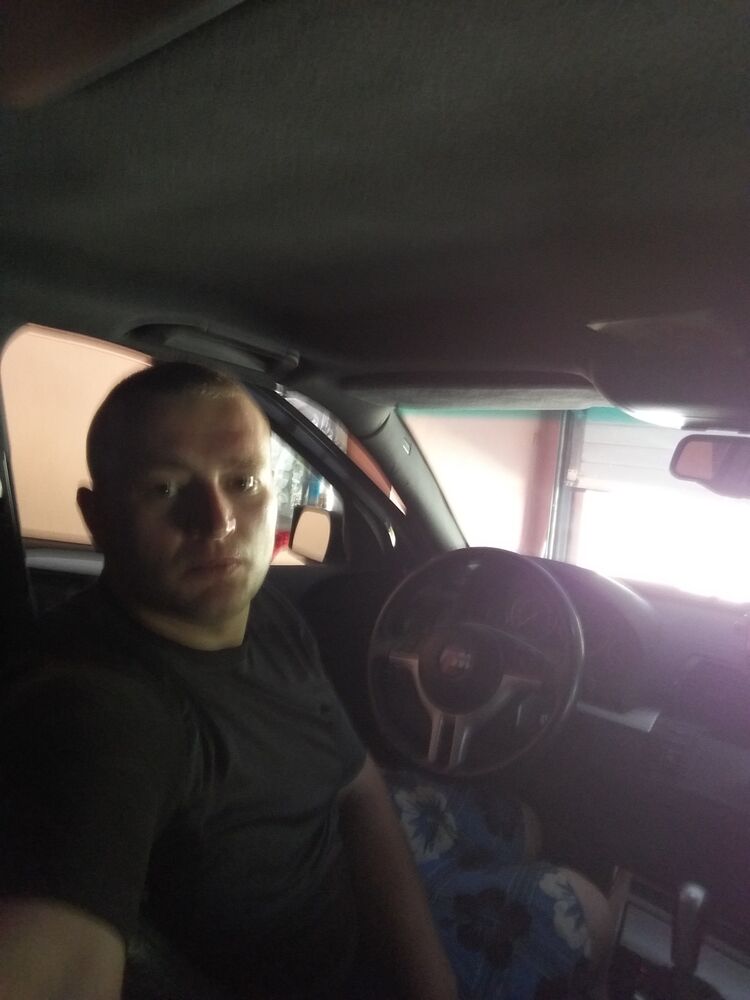 ,   Georgi, 33 ,   ,   