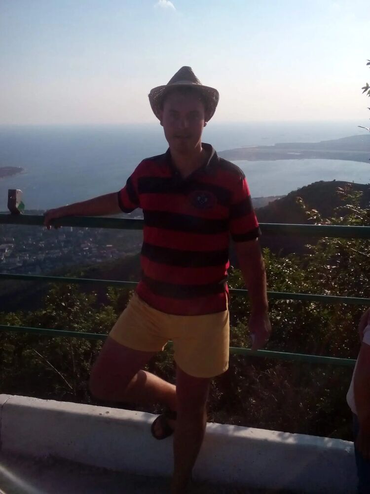  33378823  Kostik, 36 ,     