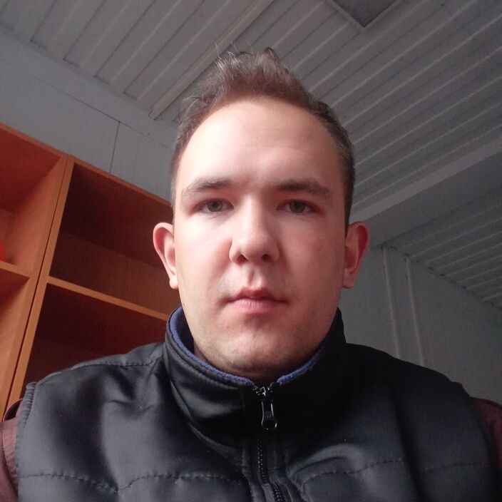  27024353  Vladislav, 23 ,    
