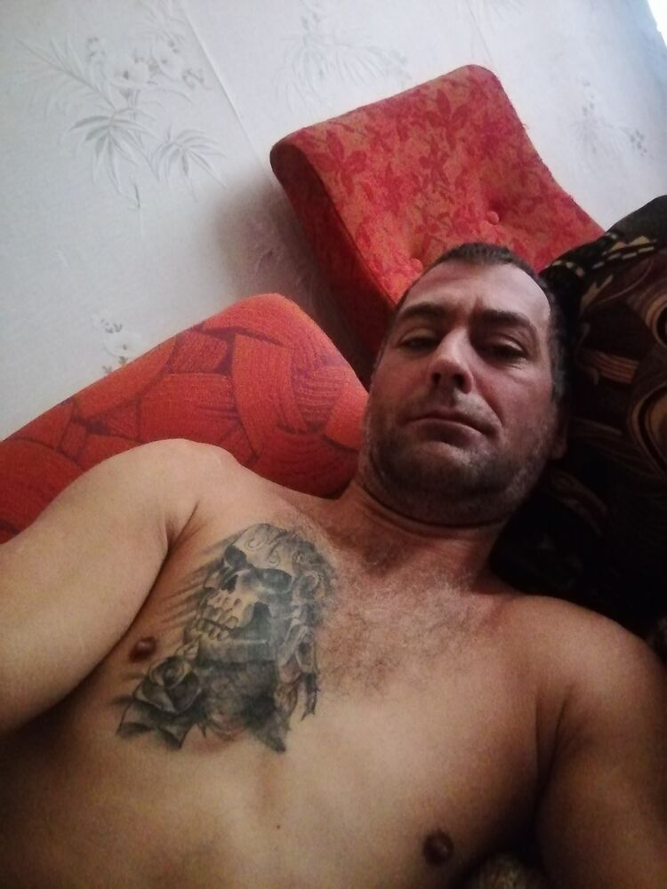  38750943  , 44 ,    