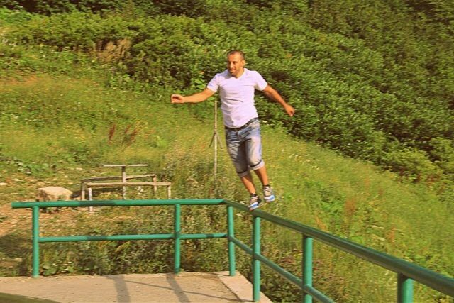  ,   Levan, 37 ,   