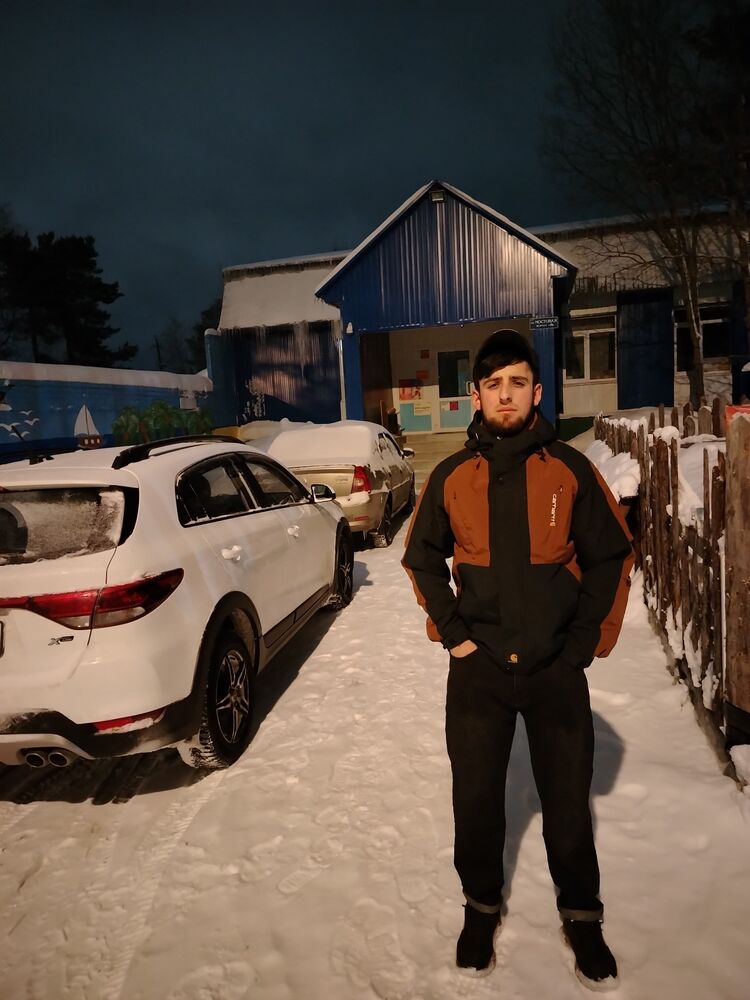 50316393  Mirzobek, 21 ,    