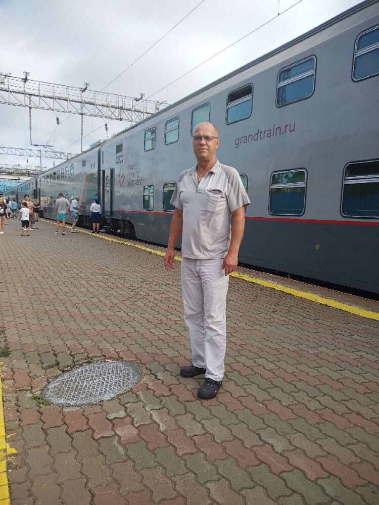  45263153  Gena, 60 ,    