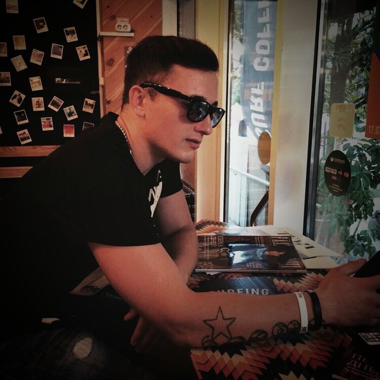  ,   , 32 ,   