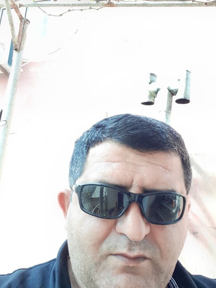  19552673  Dima, 52 ,    