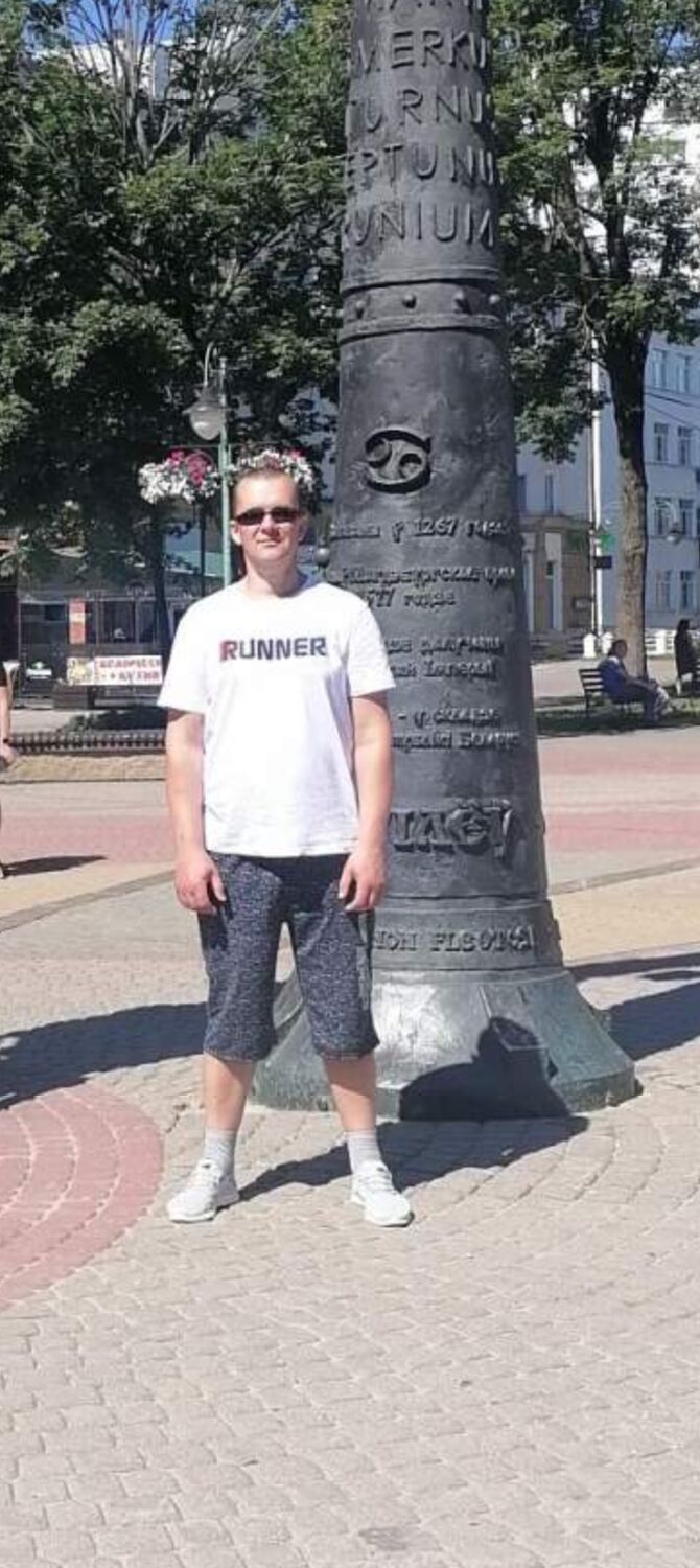  44051833  , 45 ,    -